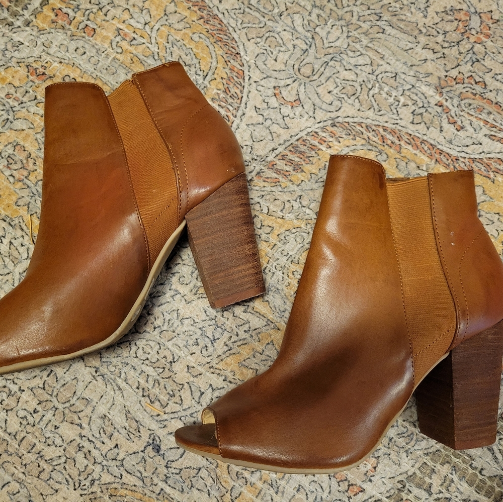 camel heel booties size 8